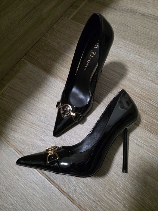 Елегантни обувки Eva Minge