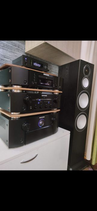Продавам  интегриран усилвател  Marantz  PM8005