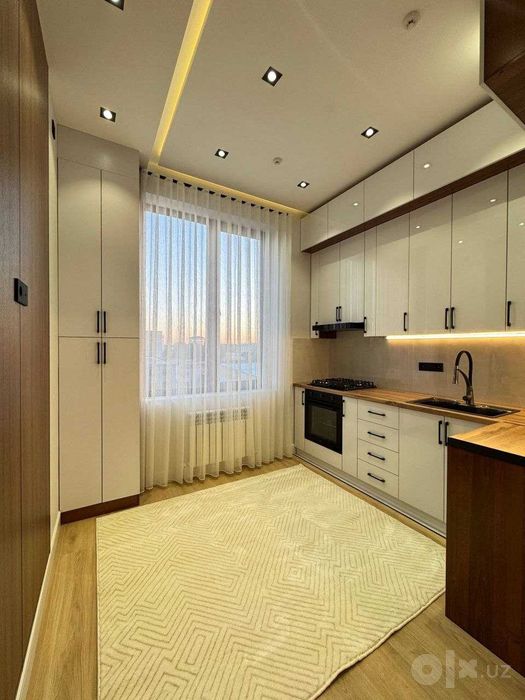 4 панорамных окна — 3 комнаты на Глинке, 65 м²`