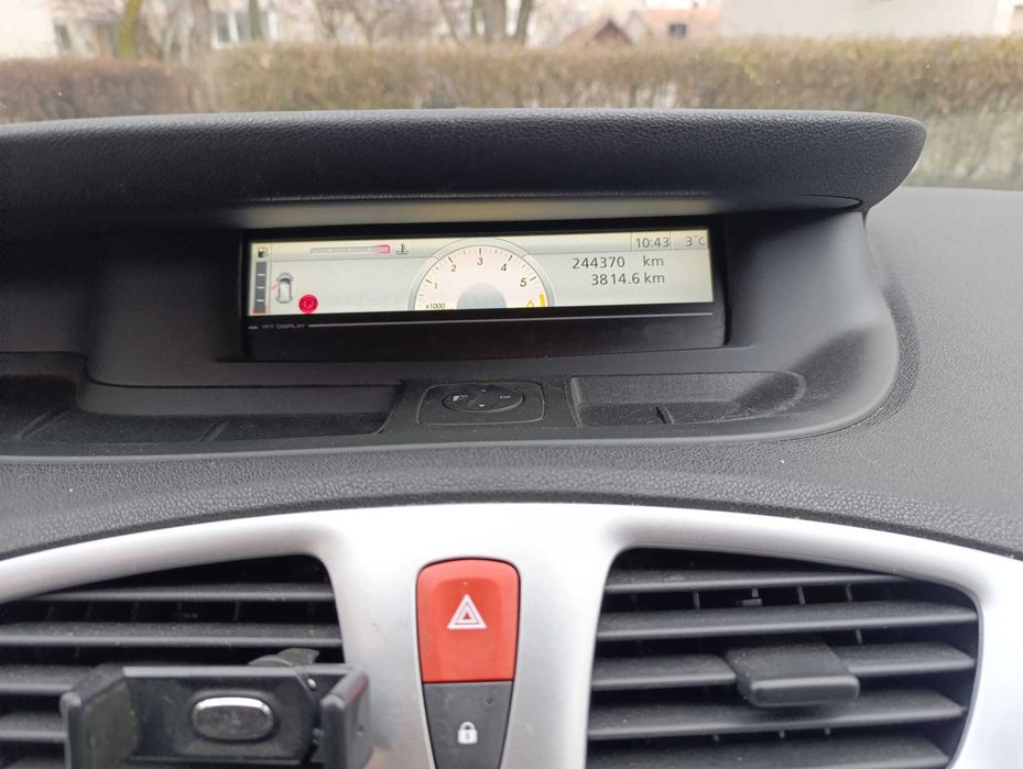 Vând Renault Scenic 1,9 D din 2009, Înmatriculat