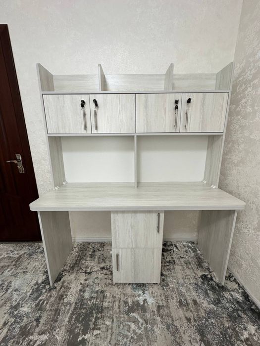 Dars tayyorlash uchun mebel