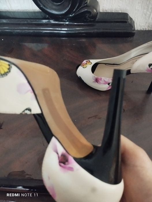 Туфли новый 34 размер.