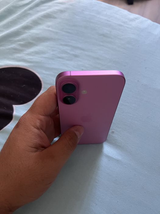 Iphone 16 stare impecabila in garantie sanatate 91%