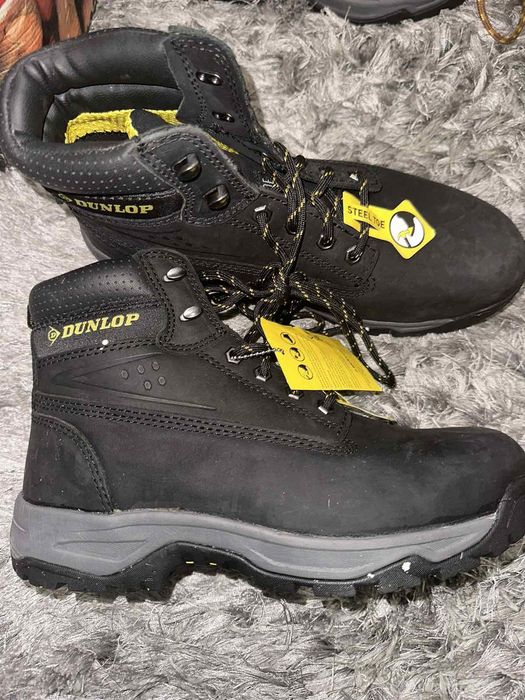 DUNLOP Работни Обувки с Метално Бомбе