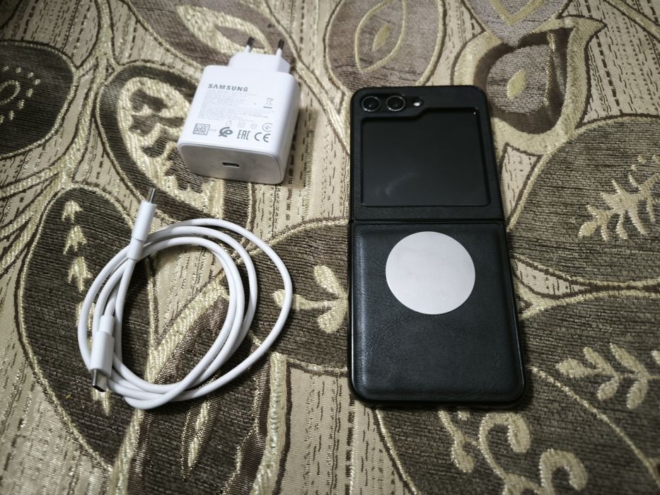 Samsung galaxy z5 flip