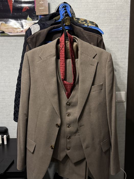 Продам костюм от OXFORD