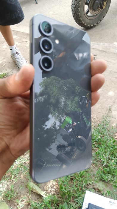 Samsung s 24 fe 8/128