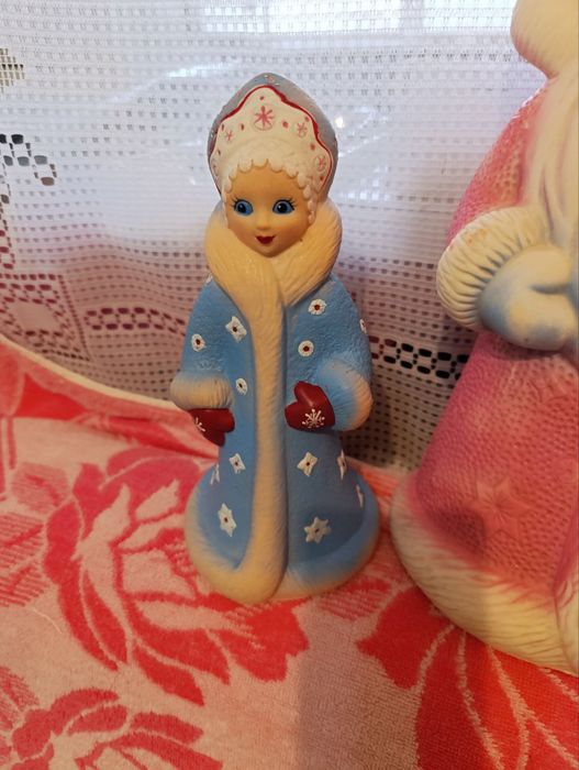 Ёлочные игрушки СССР , дед морозы , снегурочки , гирлянды и т.д.