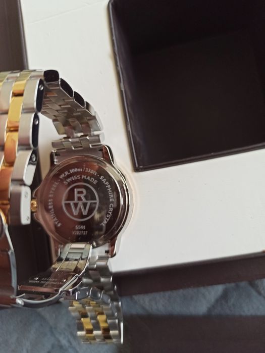 Оригинален швейцарски часовник - Raymond Weil Tango