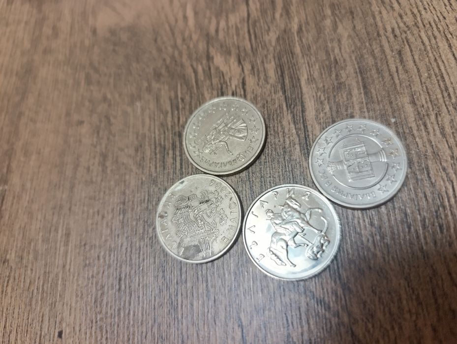 Юбилейни монети с номинал 50 стотинки , серии от 2004, 2005 и 2007г.