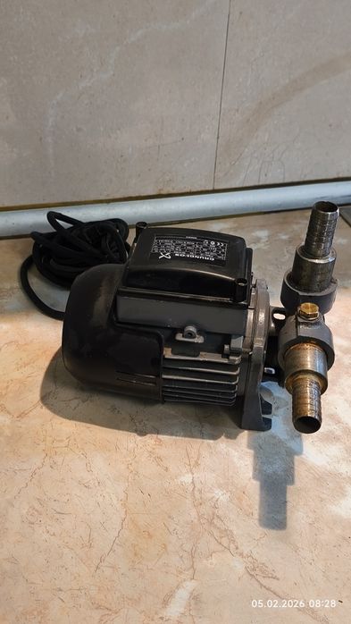 Водна помпа  GRUNDFOS PFBasic 1-30   470W