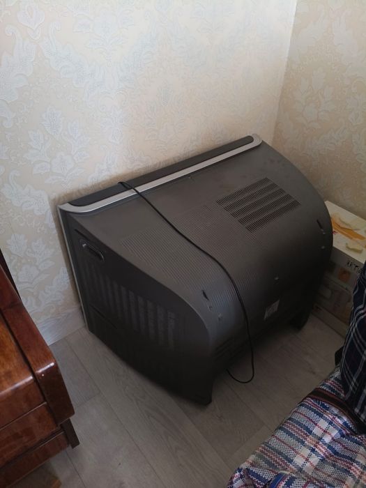 Отдам рабочие телевизоры