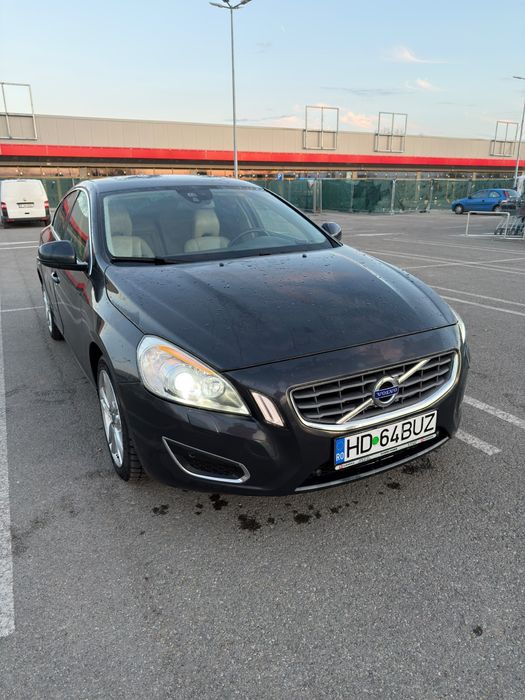 Volvo S60 D3 5cilindri
