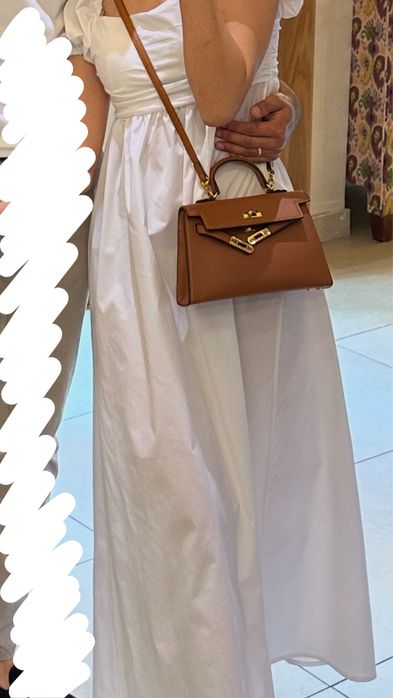 СРОЧНО продам платья