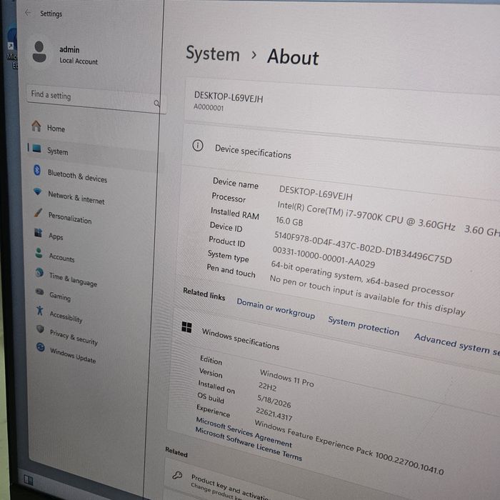 PC Gaming + Monitor i7-9700K RTX2070 16GB Nvme512GB Zeus Amanet Vitan 6683