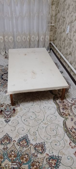 Продаётся стол срочно