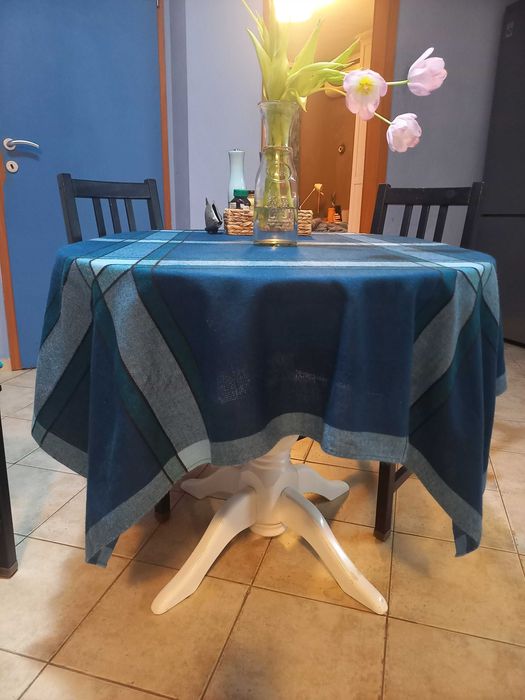 Маса трапезна от масив разтегателна