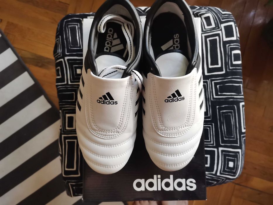 Adidas Adi Kick обувки за таекуондо/карате 36