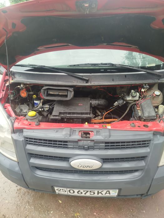 Ford tranzit sotiladi