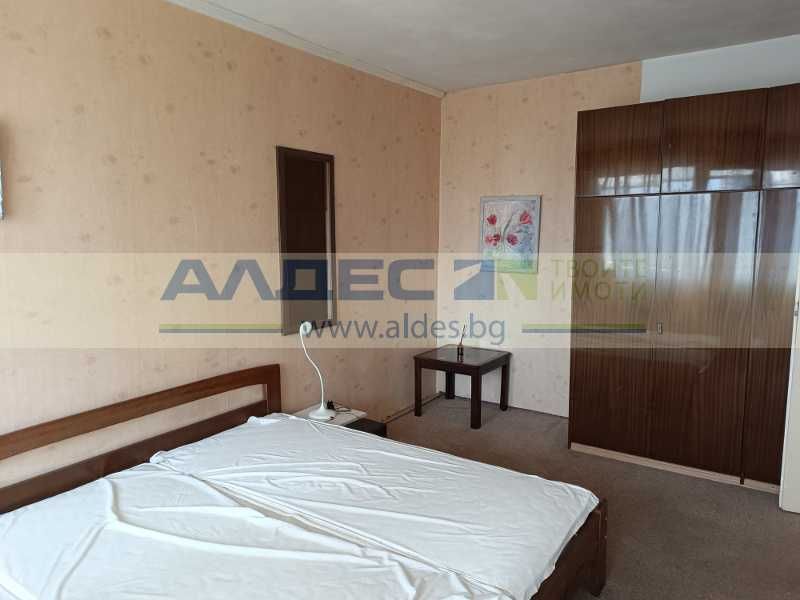 Дава се под наем Тристаен апартамент в София, Център - 85 кв.м за 500 € - Снимка #5