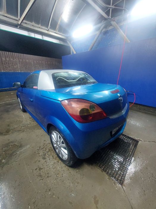 Stopuri Opel Tigra Cabrio Decapotabila
