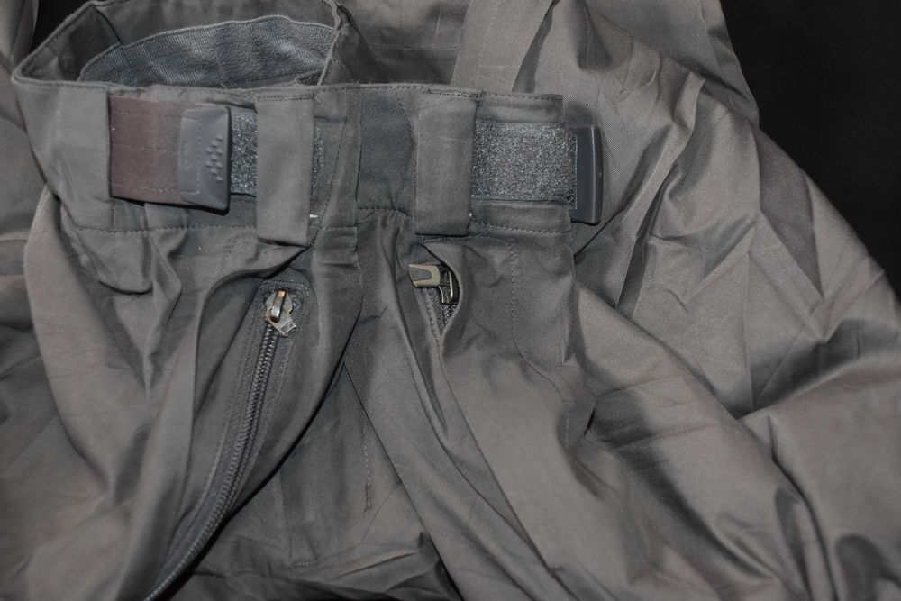 Pantaloni Salomon Goretex Ski Barbati L