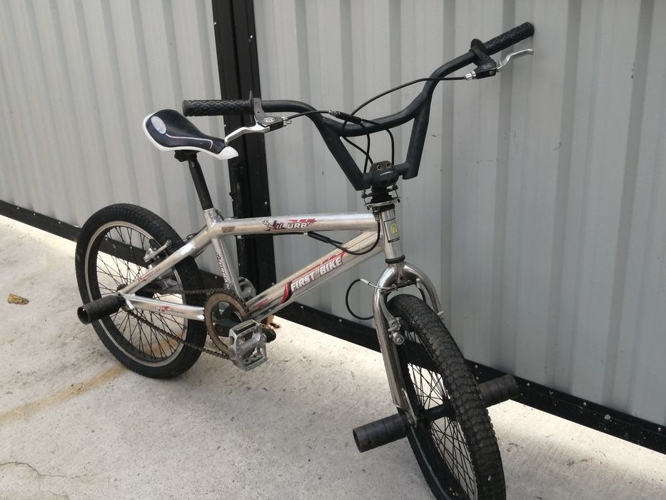 Bicicletă BMX (Fist Bike)