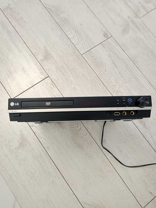 Домашний кинотеатр -с  караоке