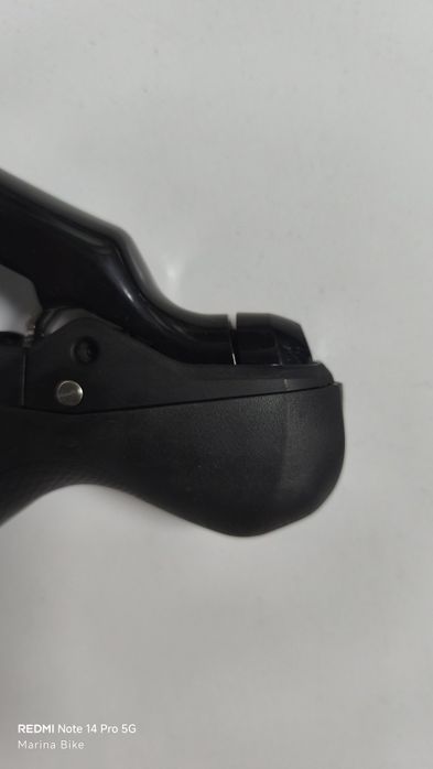 Лява хидравлична шосейна команда Shimano 105 R7020