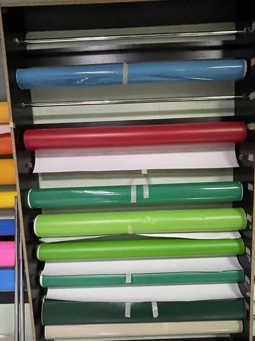 Цветные самоклеющиеся пленки