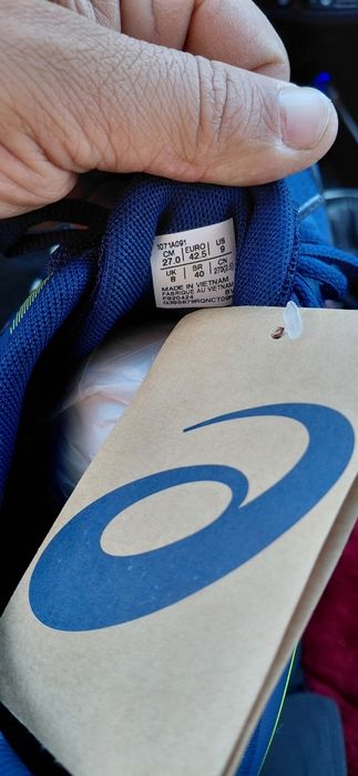 Кроссовки asics размер 42.5