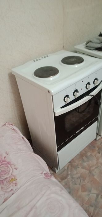 Продам электро плиту Мечта