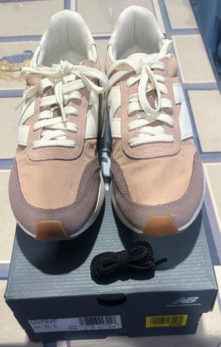 Sneakers low New Balance dama marimea 42