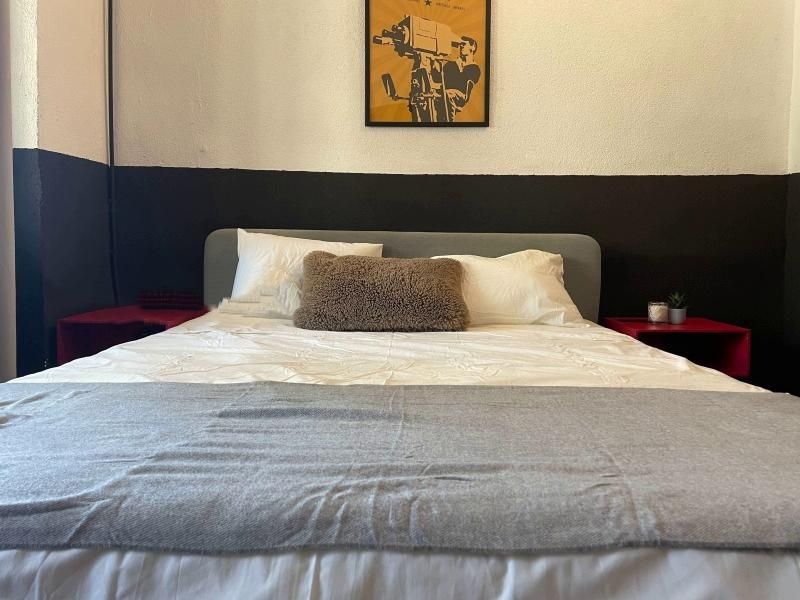 Дава се под наем Тристаен апартамент в София, Център - 60 кв.м за 799 € - Снимка #5