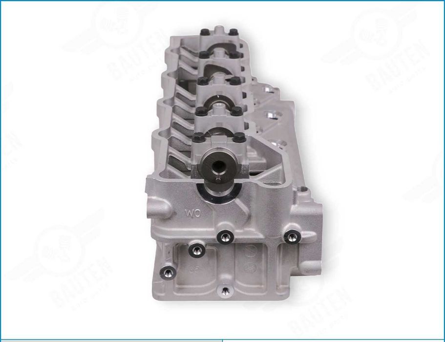 Головка блока MI 4M40-T сборе