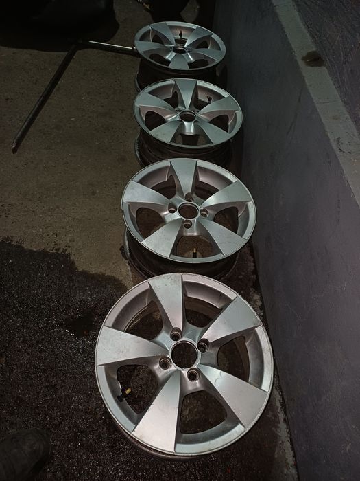 Титанки Р15 В хорошем состоянии