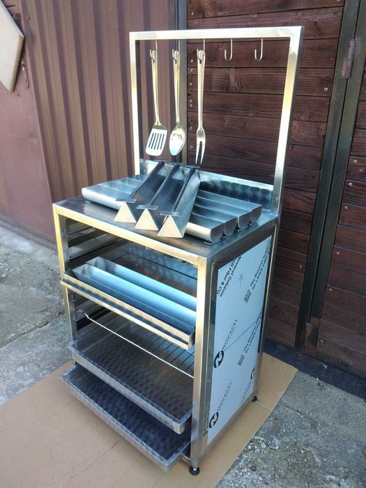 Mobilier inox, mese, spălător etc