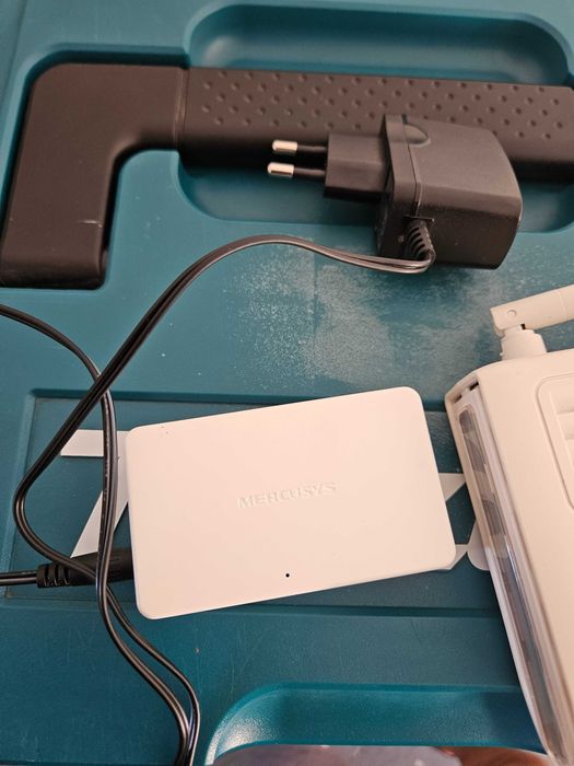 Switch MERCUSYS Router Asus