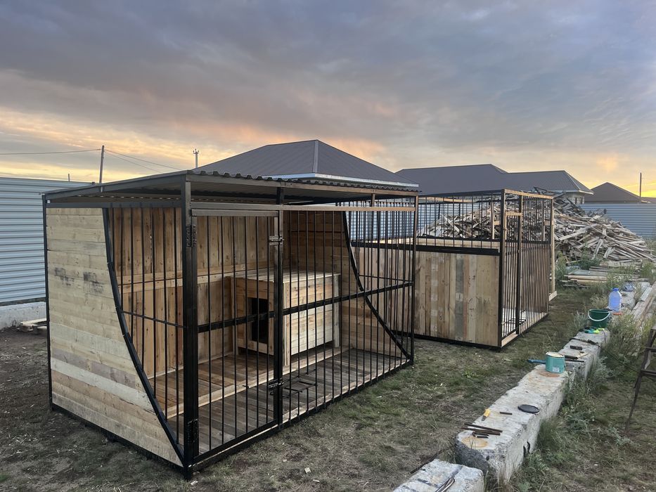 Урны , туалеты,  вольеры