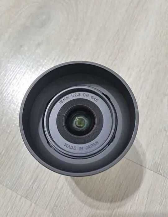 Aparat foto Mirrorless de vânzare