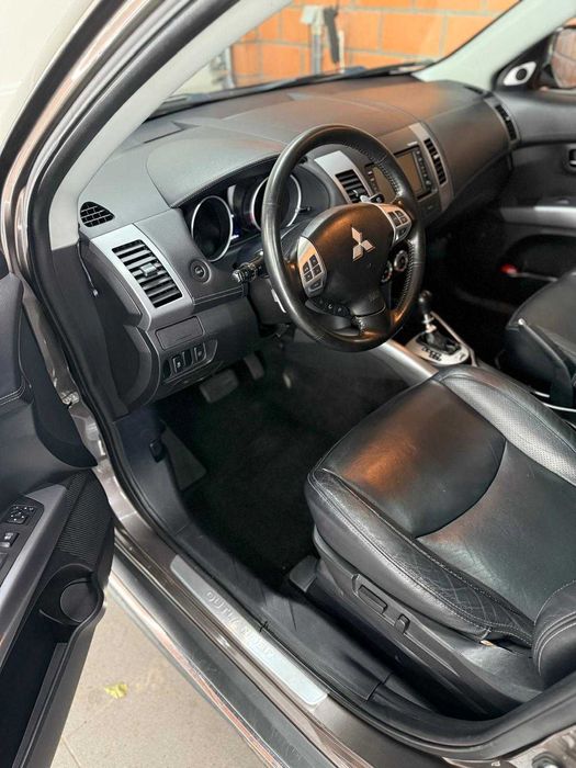Mitsubishi Outlander 2.2