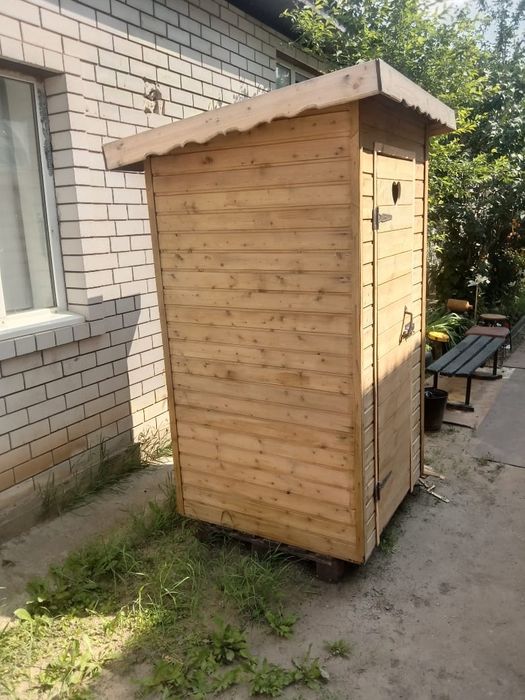 Продается уличный туалет
