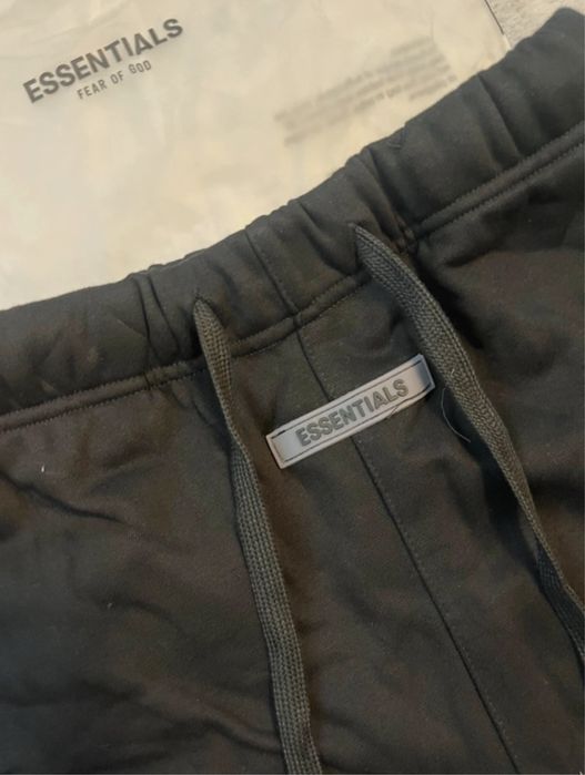 Pantaloni scurti Essentials