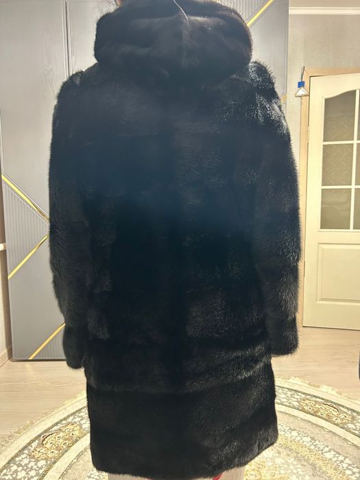 Норковая шуба черная