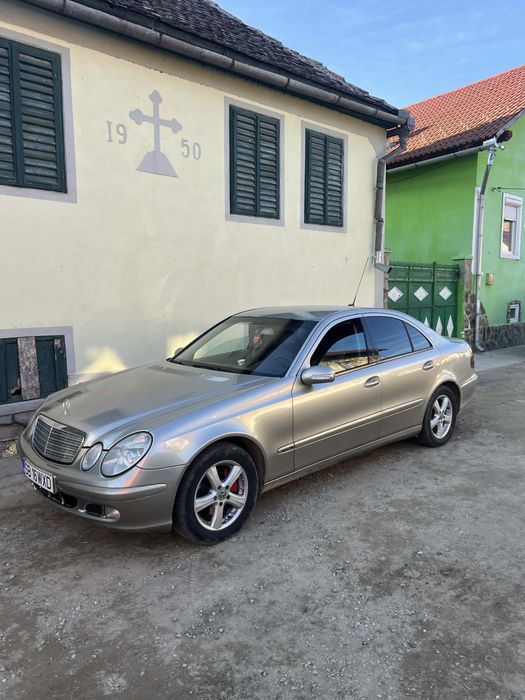 Mercedes-benz  E 220cdi