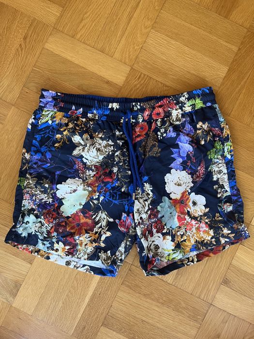 Мъжки бански на цветя