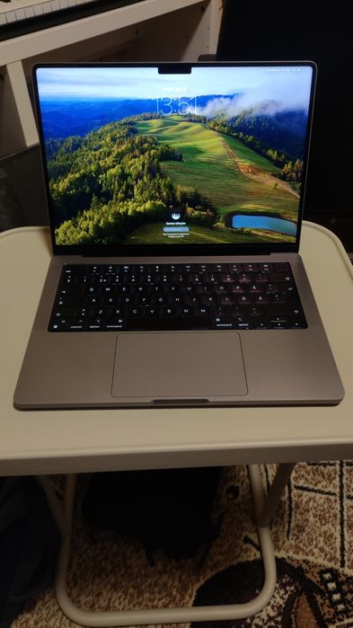 MacBook Pro M1 Pro, 1 TB SSD, 16 GB RAM, в отлично състояние — миниатюра 2