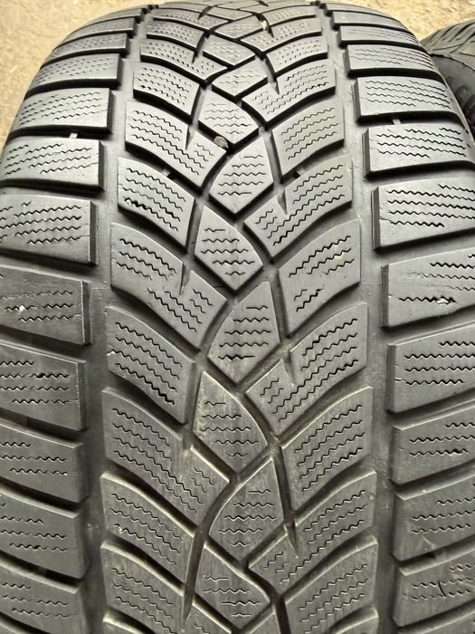 2x Anvelope iarna 235/50 r17 M+S - GoodYear Ultra Grip Performance gen