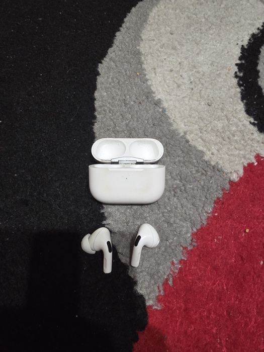 Наушники airpods
