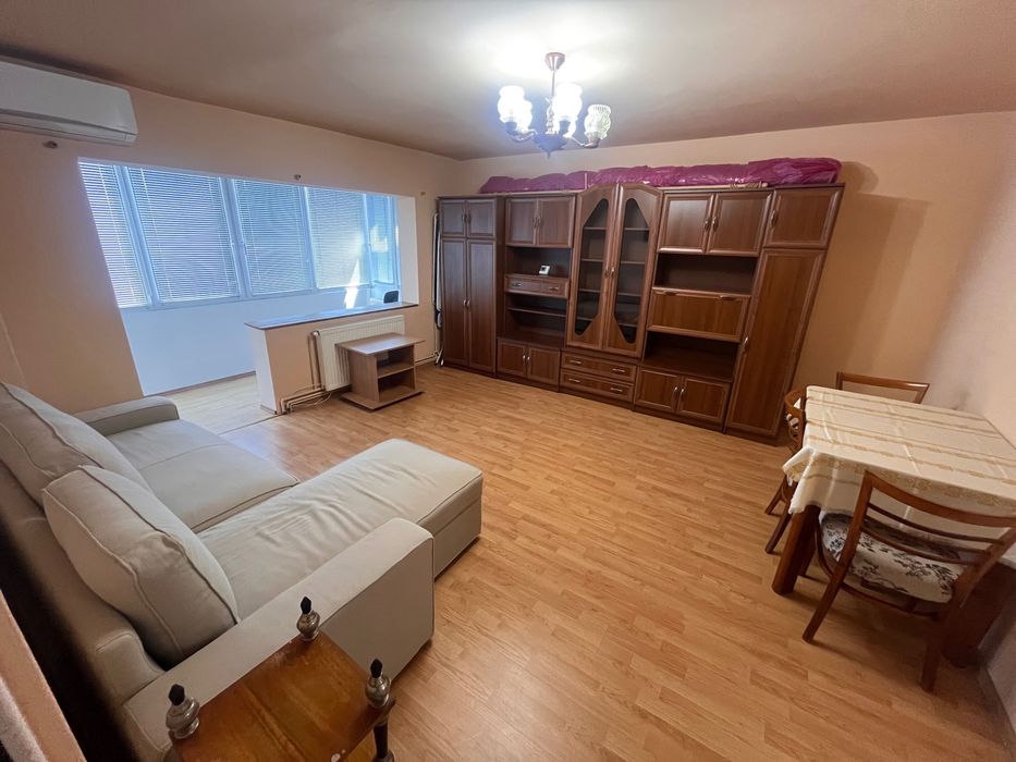 Închiriez apartament 2 camere cu centrala